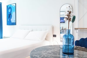 Deluxe Double Room, Courtyard View
