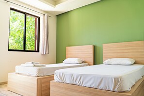 In-room safe, free WiFi - MAUI HOTEL LAGANAS (Laganas)