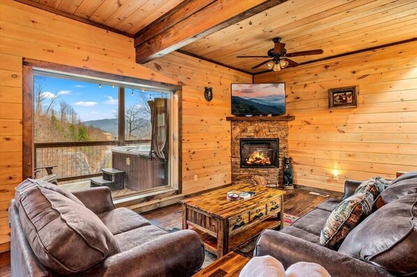 Smart TV, fireplace
