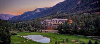 Red Rock Rest (#778) | AC, Deck, Pickleball, Golf, Pool, HotTub - 10 min ski