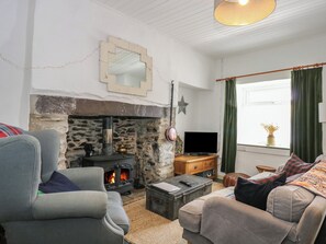 Living area - Cobweb Cottage (Caernarfon)