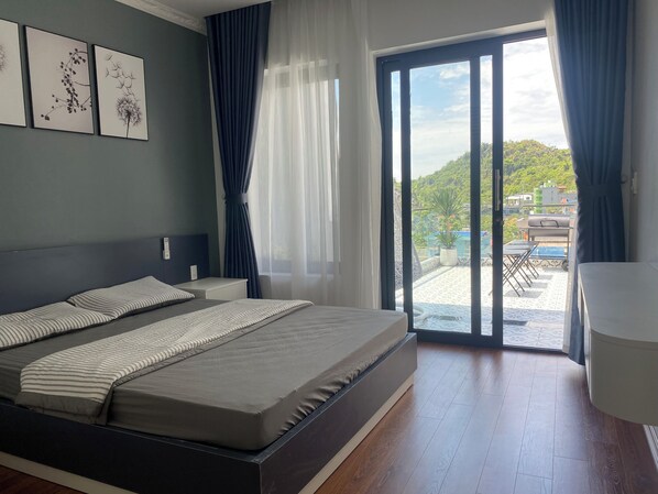 Superior Double Room, Lake View - ALUC HOUSE (Hai Phong)