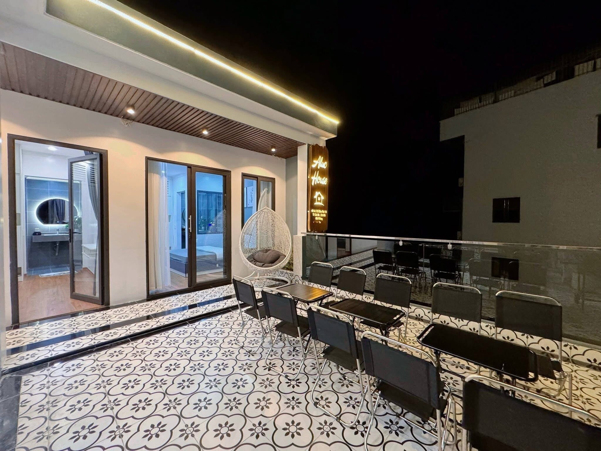 高級雙人房, 露台, 湖景 | 私人廚房 | 迷你雪櫃、微波爐、焗爐、爐具