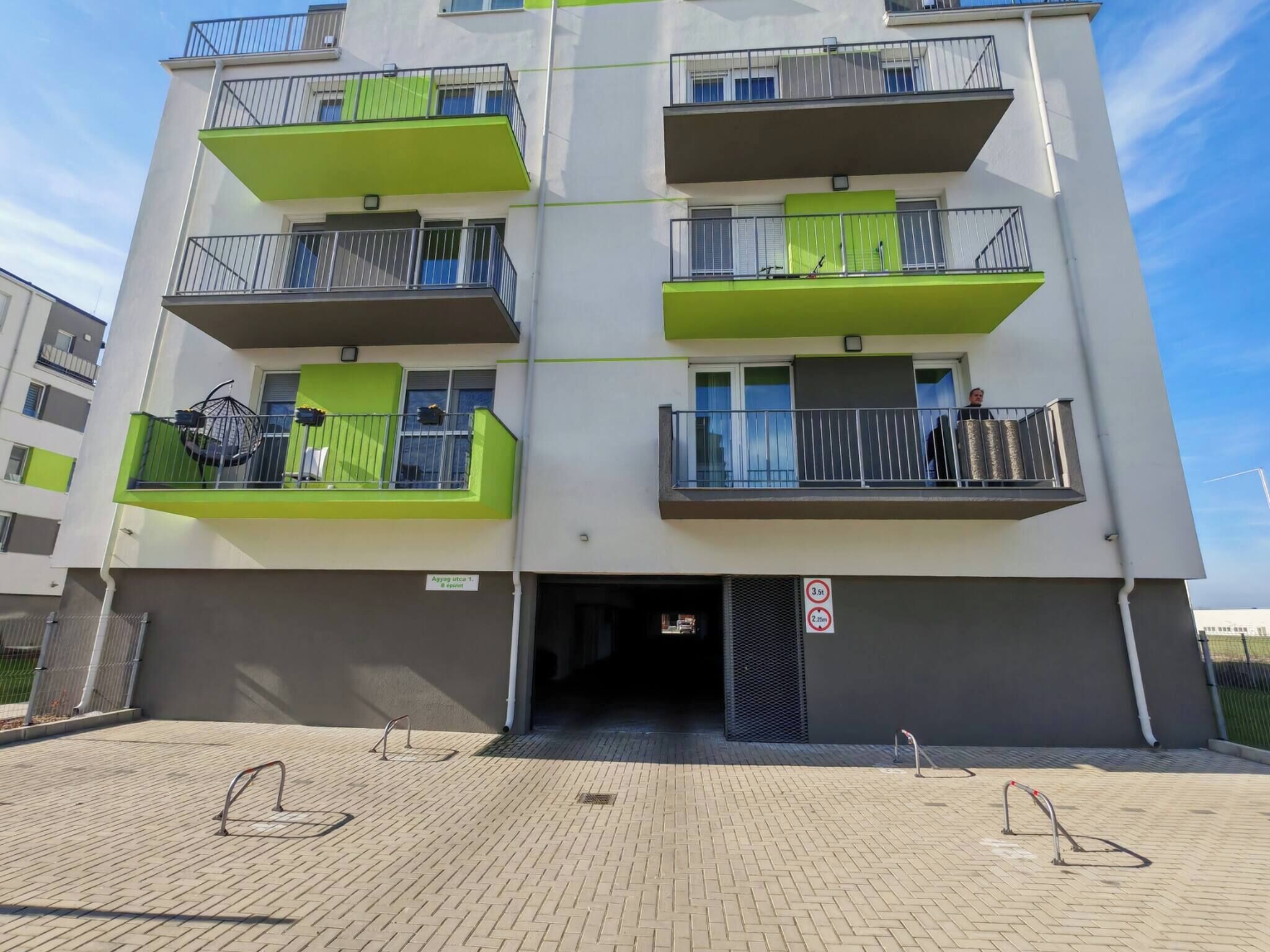 Monolocale, fumatori, balcone | Esterni