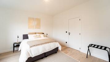 2 bedrooms, Internet, bed sheets