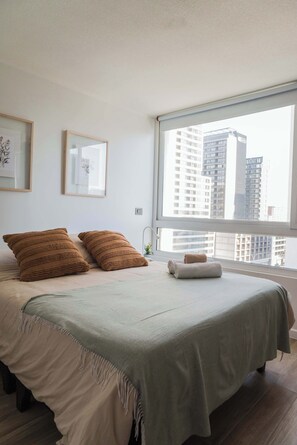 Fer et planche à repasser, Wi-Fi, literie fournie