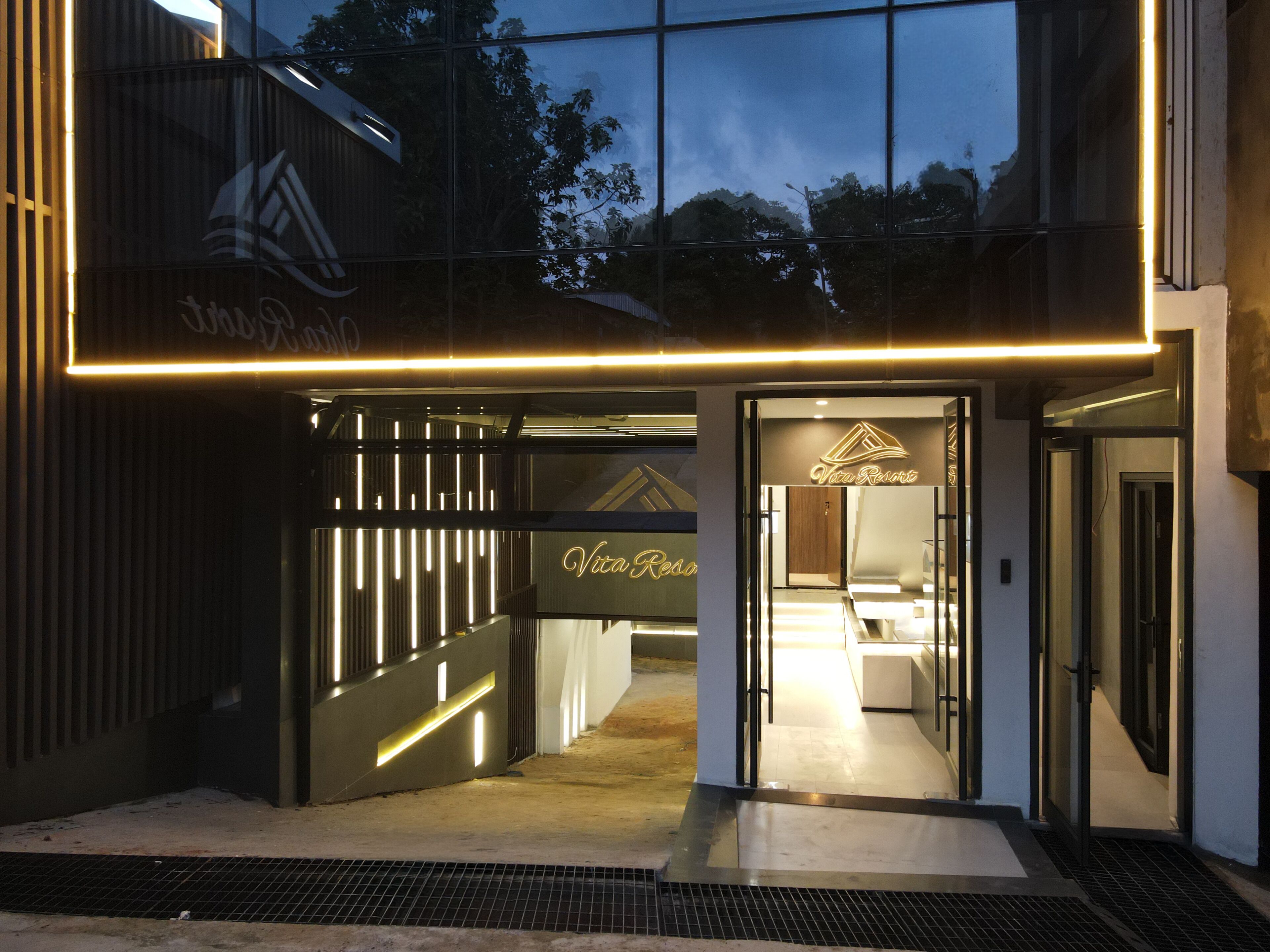 Front of property - evening/night