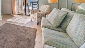 Unclassified image, 5 of 64, button - Sugar Beach 342 (Orange Beach)