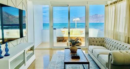 Canaryislandshost I Marino