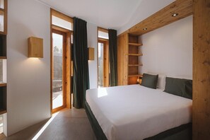 3 quartos, ferros/tábuas de passar roupa, Wi-Fi, roupa de cama
