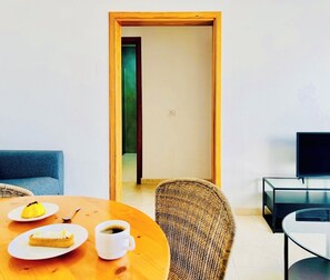 Dining - Canaryislandshost l Frontline (Puerto del Carmen)