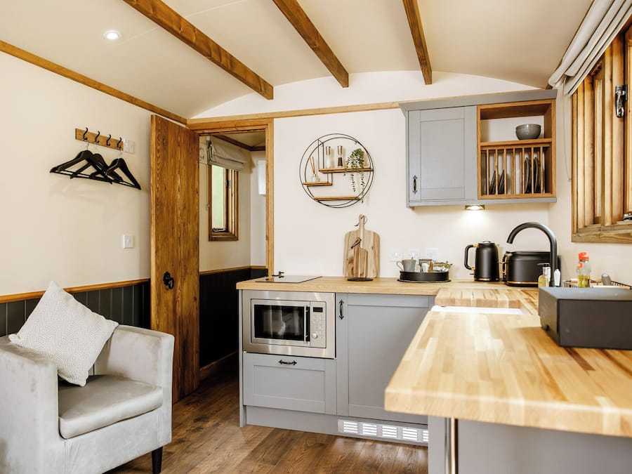 Iron/ironing board, free WiFi