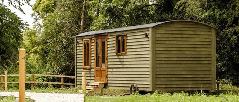 Iron/ironing board, free WiFi