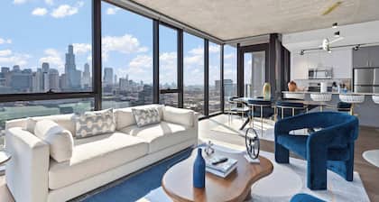 Exclusive Group Getaway in Vibrant West Loop