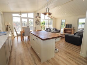 Interior - Kingfisher Lodge (Skipton)