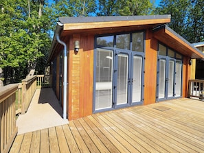 Cottage | Terrace/patio - Kingfisher Lodge (Skipton)