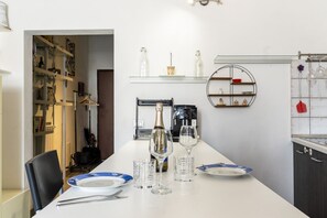 Dining - GuestHost - Cozy 80 sqm apartment, able to accommodate 4 people, located on the second floor of a building without a lift.The property is located in the heart of Livorno, in a quiet and residential area full of services. A few minutes walk away are some  (Livorno)