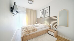 Apartment (12B/1) | 1 bedroom, iron/ironing board, free WiFi - Apartamenty Sun & Snow Koło Brzegu SPA (Kolobrzeg)