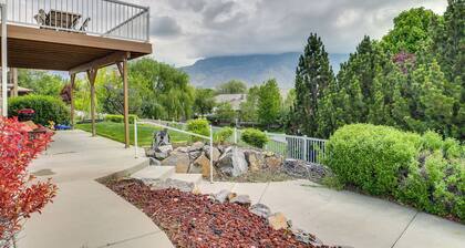6 Mi to Grove Creek Canyon Trail: Abode w/ Views