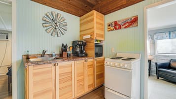 Cottage (2 Bedrooms) | Interior