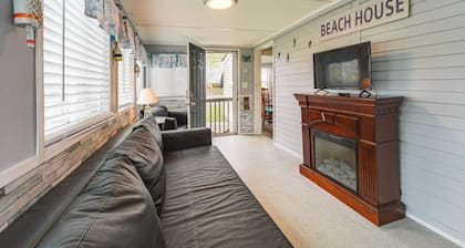 Large Yard: Walkable Cottage in Old Orchard Beach!