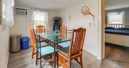 Large Yard: Walkable Cottage in Old Orchard Beach!