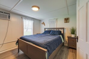 Cottage (2 Bedrooms) | Interior