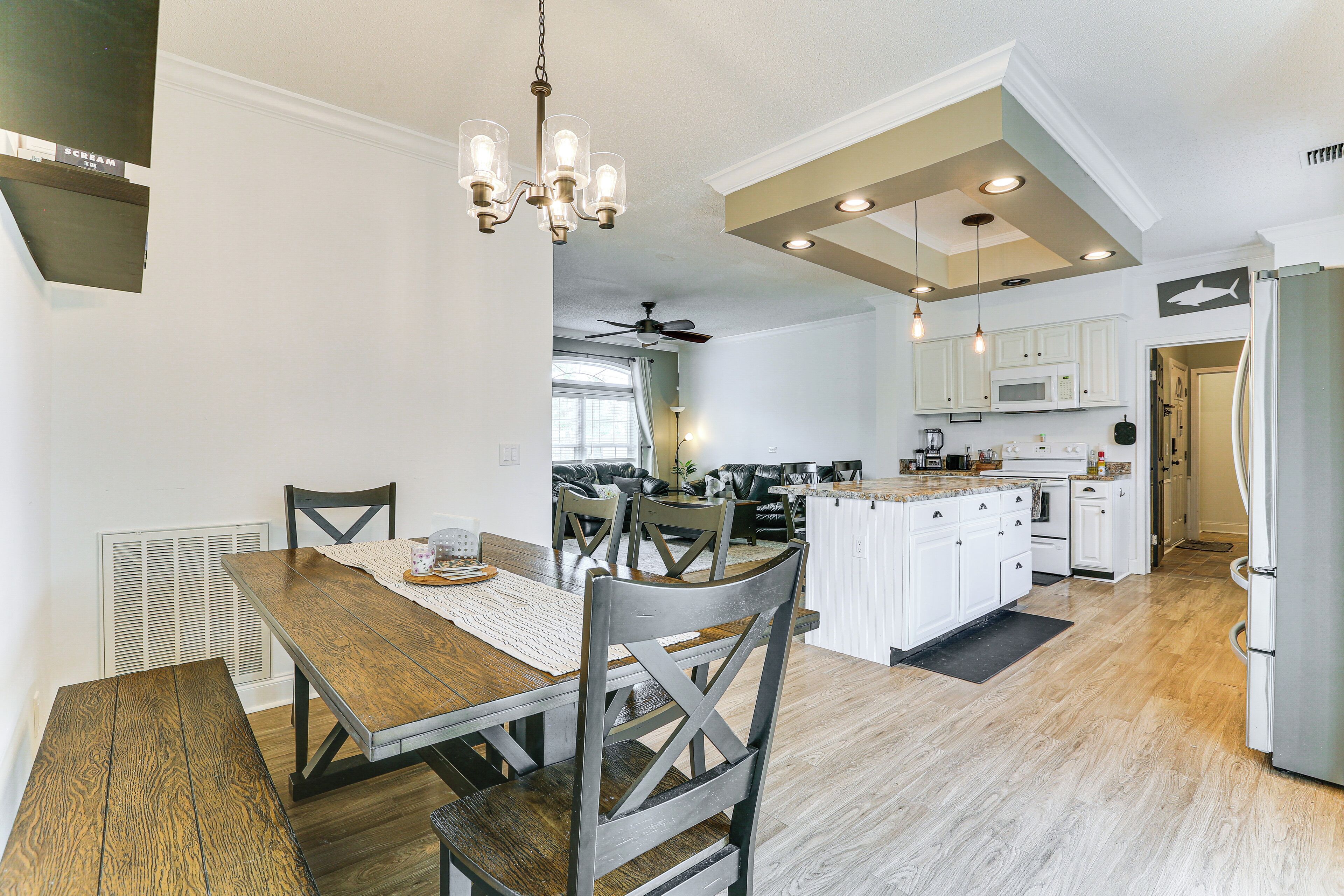 House (3 Bedrooms) | Interior