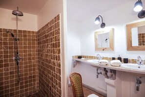 Casa | 4 habitaciones y internet 