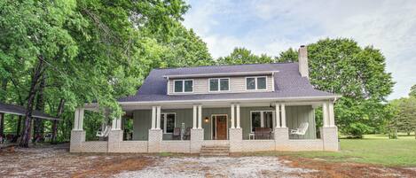 House (6 Bedrooms) | Front of property