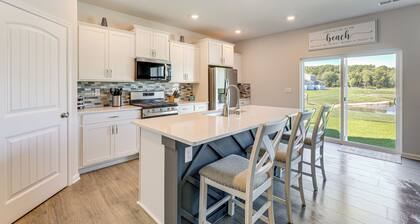 Modern Millville Home: 5 Mi to Beach & Boardwalk!