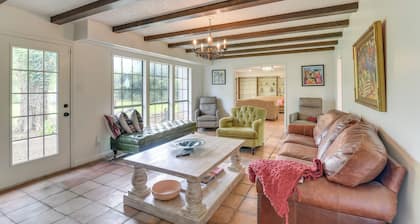 2 Mi to Dtwn: Spacious Angleton Home w/ Courtyard!
