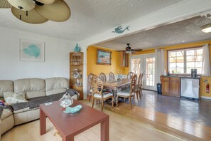 單棟房屋 (3 Bedrooms) | 內部