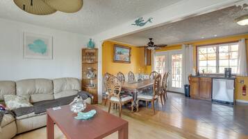 Hús (3 Bedrooms) | Að innan