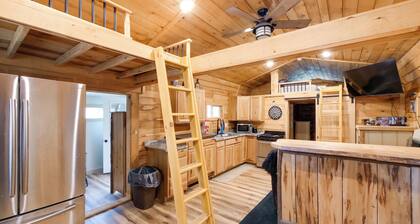 1 Mi to Mohican River: Wooded Retreat w/ Trails!