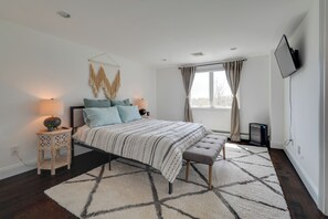 House (3 Bedrooms) | Interior - Outdoor Entertainment Areas: Spacious Katonah Gem! (Katonah)