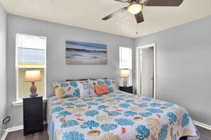 2 bedrooms, desk, free WiFi, bed sheets