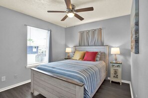 2 habitaciones, escritorio, wifi gratis y ropa de cama 