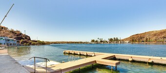 Game Room + Dock: Riverfront Escape in Parker!