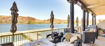 Game Room + Dock: Riverfront Escape in Parker!