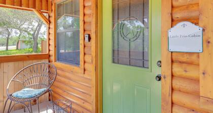 Cozy Couple's Cabin Retreat in Concan!