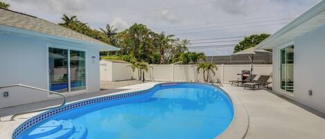 House (3 Bedrooms) | Front of property