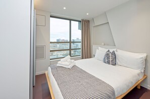 4 habitaciones y acceso a internet