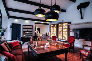 Vila | 7 quartos, acesso à internet de alta velocidade