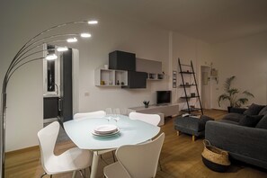 Apartment, City View | Living area