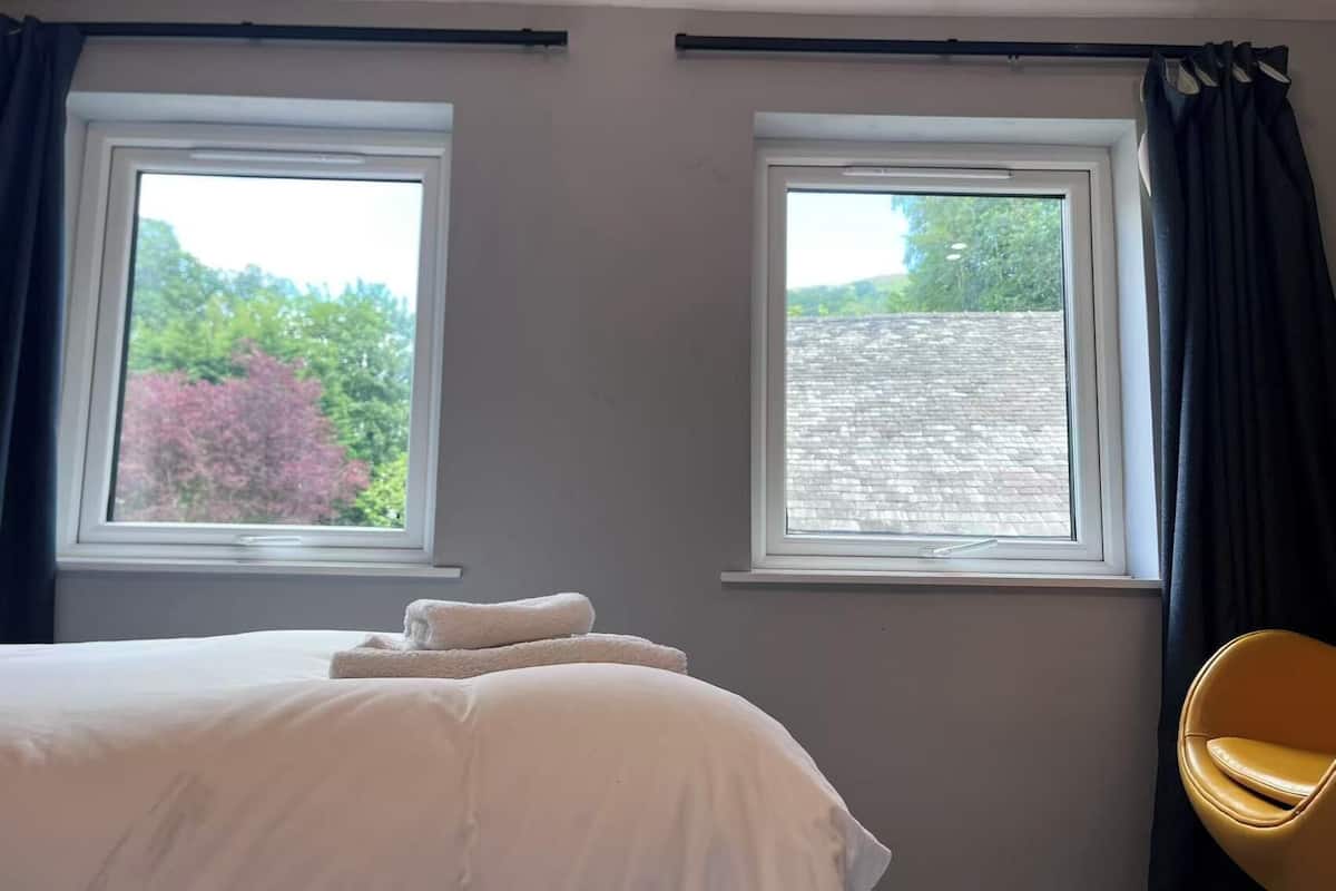 1 slaapkamer, luxe beddengoed, donzen dekbedden, gratis wifi