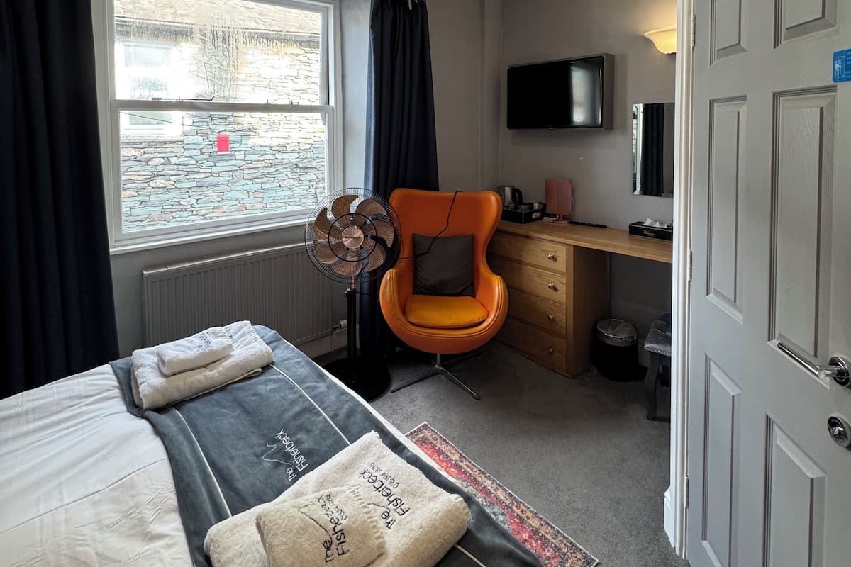 Kahden hengen comfort-huone | 1 makuuhuone, ylelliset vuodevaatteet, untuvapeitot, ilmainen Wi-Fi