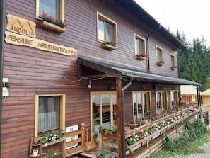Façade de lâhĂ©bergement