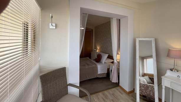 3 bedrooms, iron/ironing board, free WiFi, bed sheets - Modern 2-floor Penthouse With Sea Views - Sleeps 7 (Finestrat)