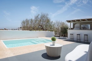 Piscine extérieure (ouverte en saison)